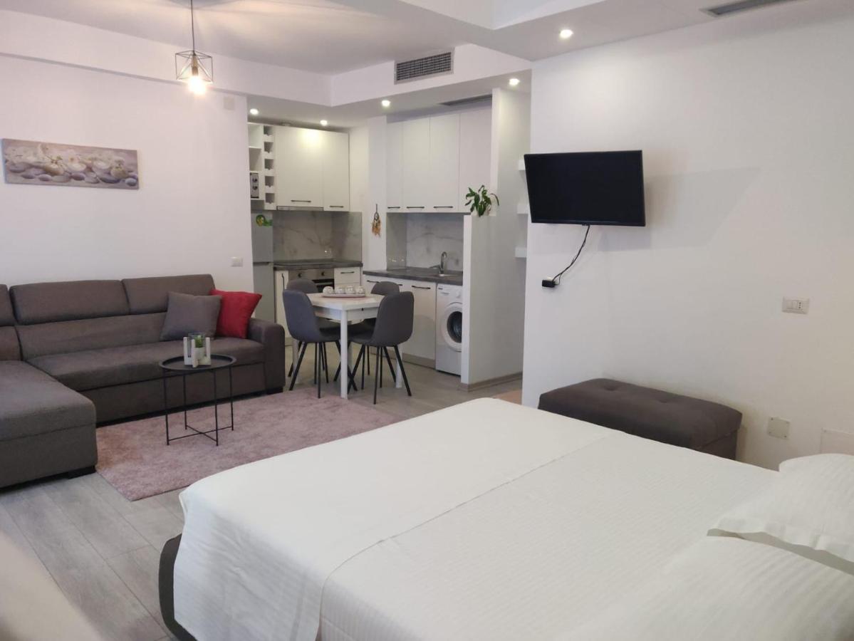 E&A Apartments Guesthouse Durrës Kültér fotó